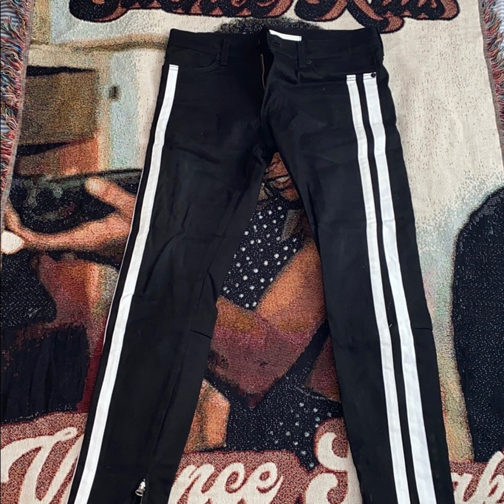 Jeans worn 5.6/10 condition